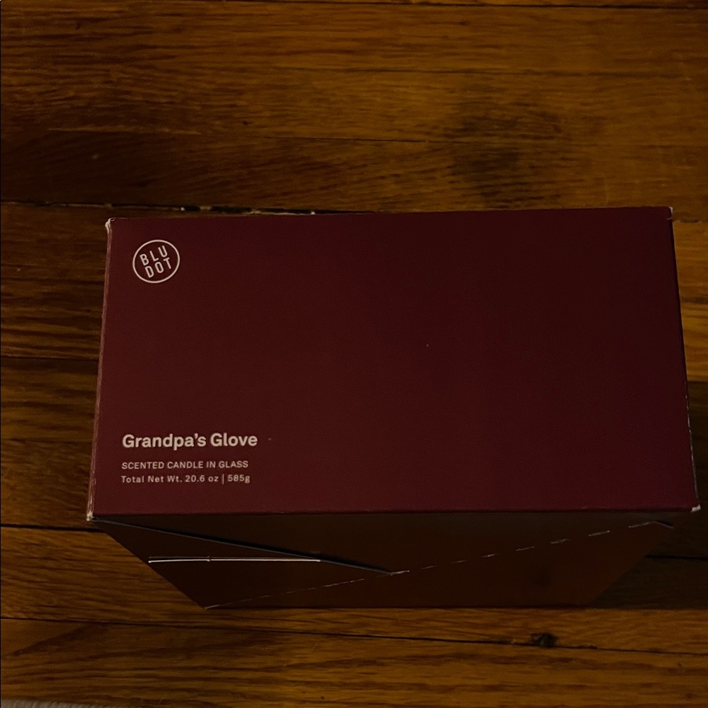 BluDot Grandpa’s Glove Candle